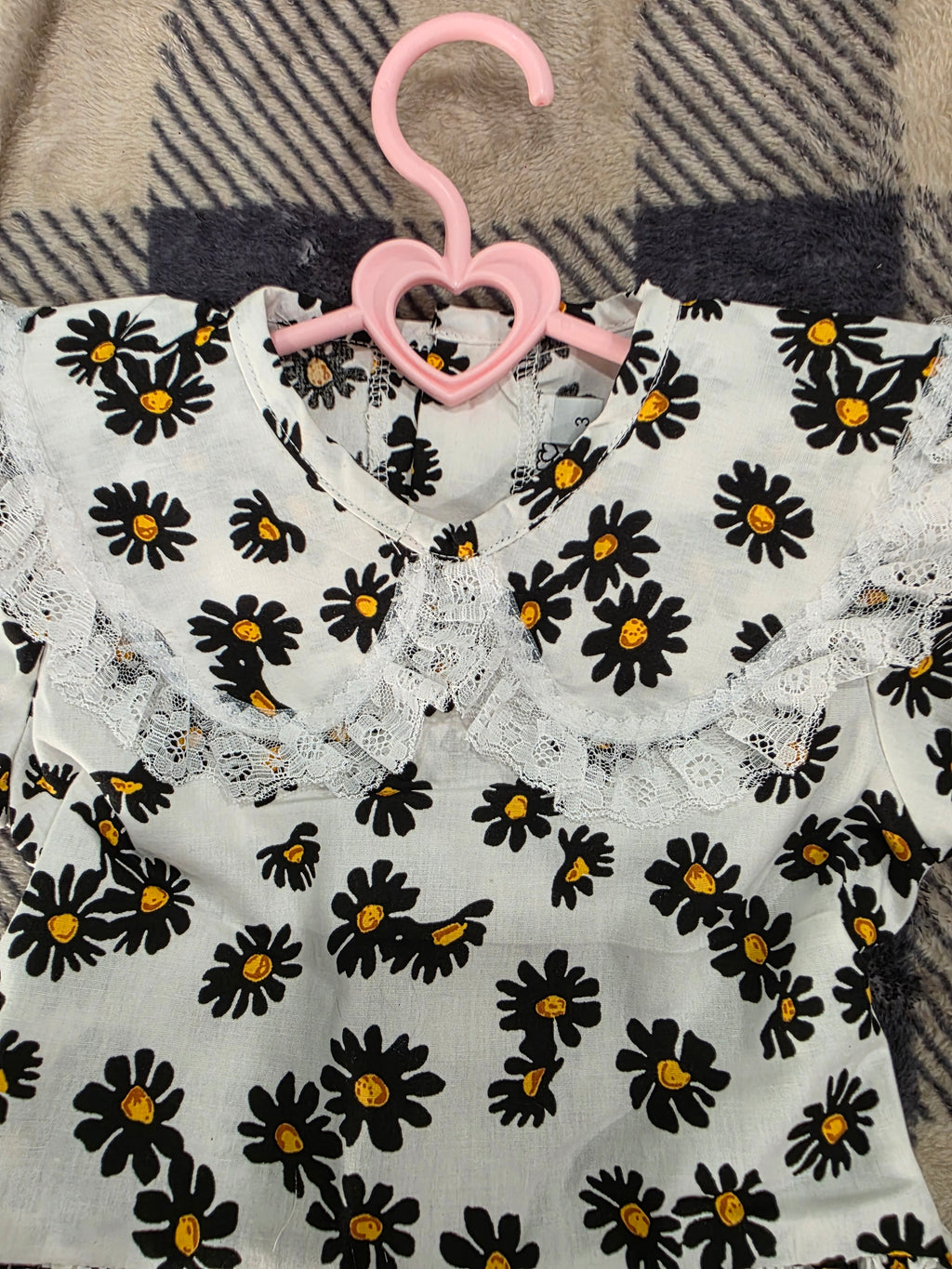 Girls White Daisy Dress with Peter Pan Collar and Bow